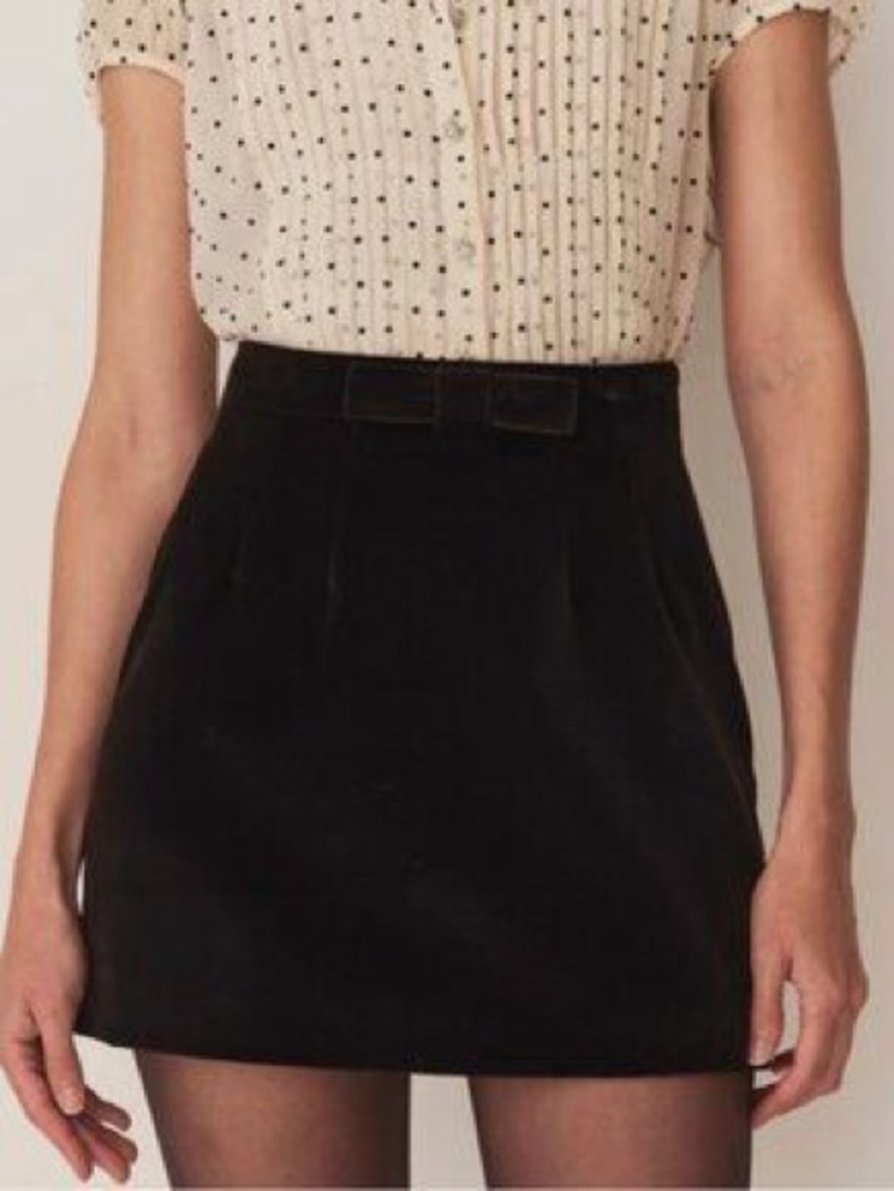 Doen Heirloom Fillipa with front bow Mini skirt Women's 100% cotton. Size 4